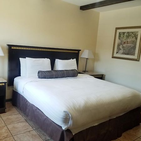 Tuscan Garden Inn Лос Анджелис Екстериор снимка