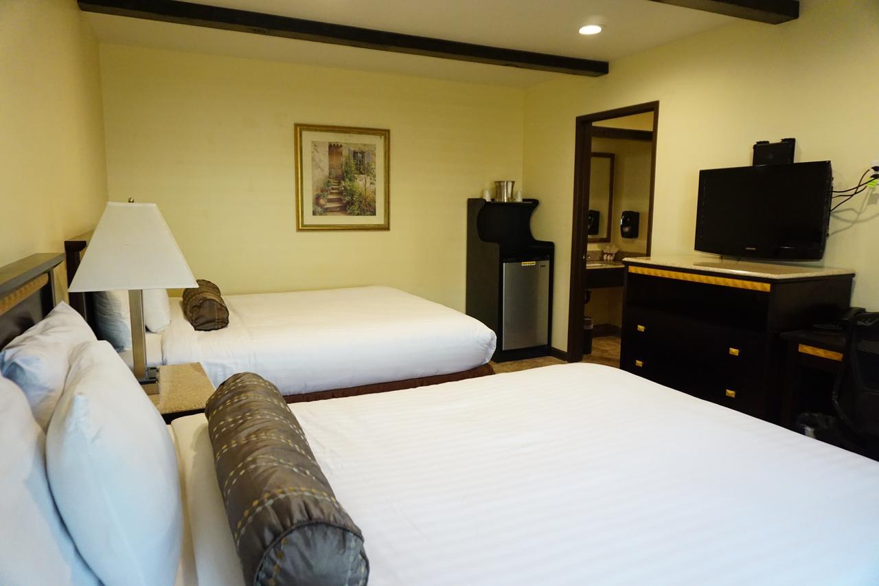 Tuscan Garden Inn Лос Анджелис Екстериор снимка