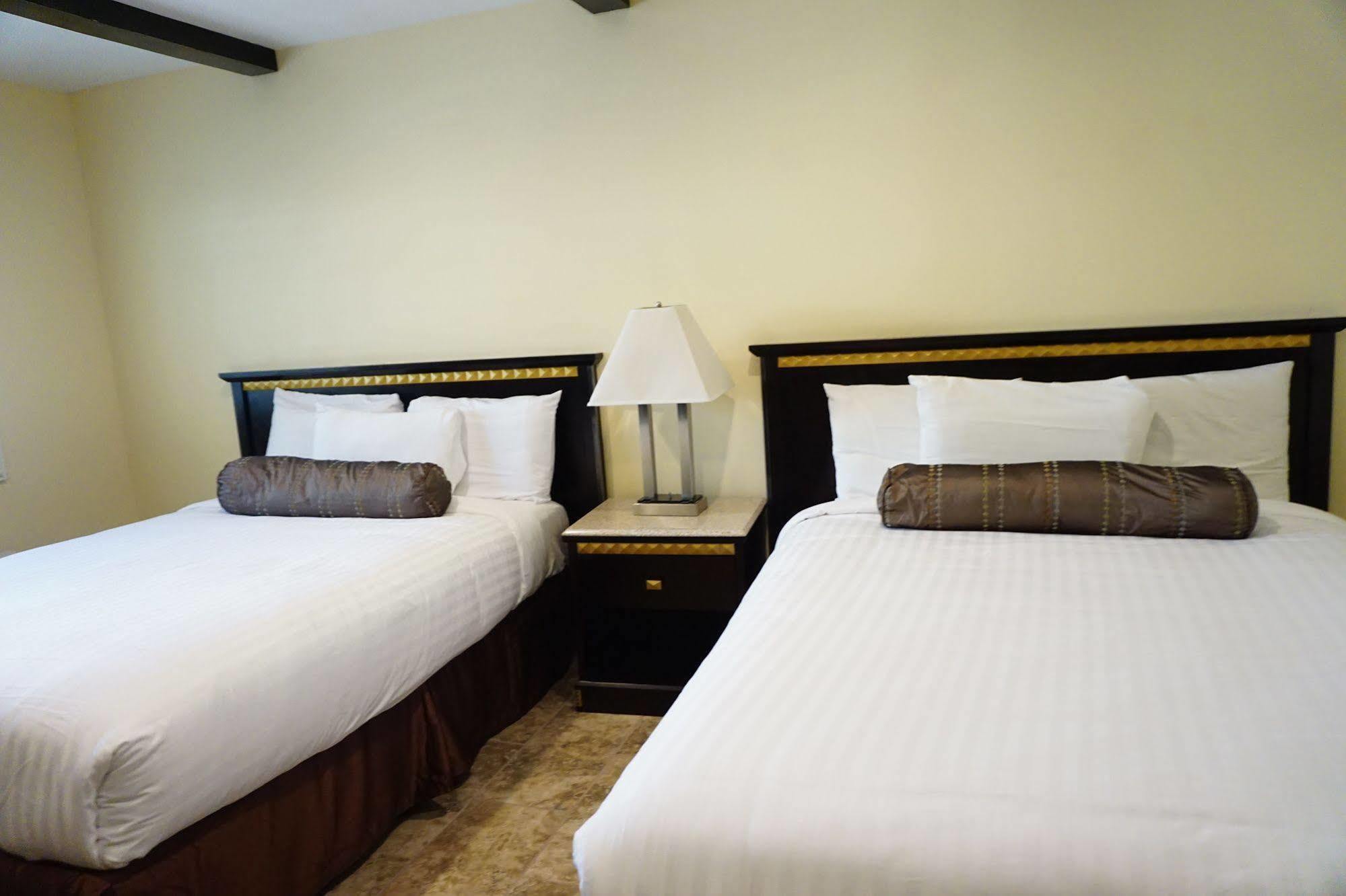 Tuscan Garden Inn Лос Анджелис Екстериор снимка