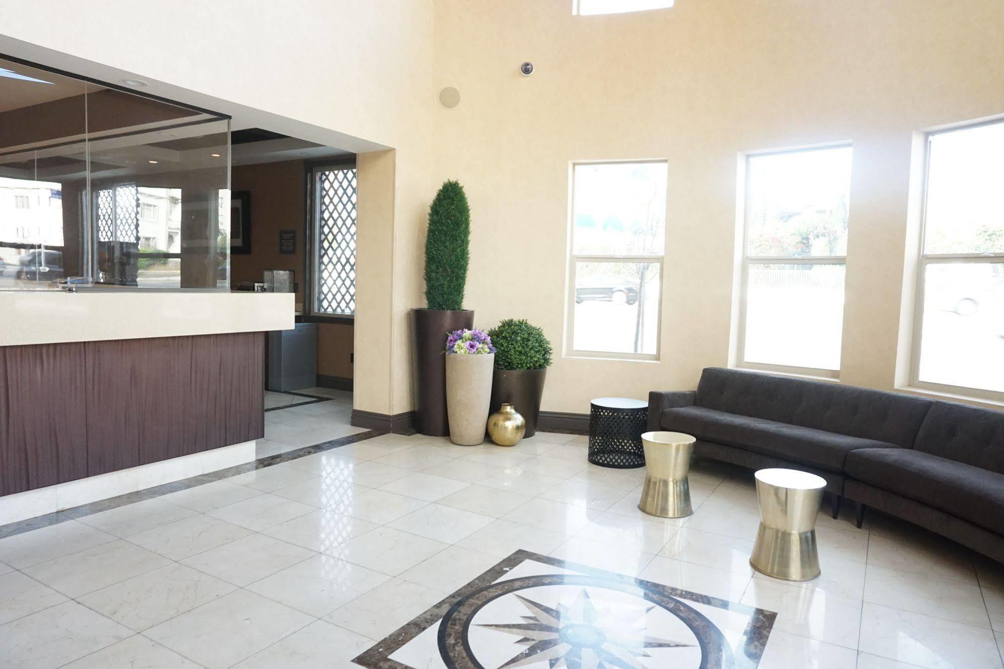 Tuscan Garden Inn Лос Анджелис Екстериор снимка